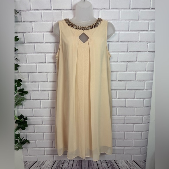 CB Elegant Cream Sleeveless midi Dress/size 10 - Picture 1 of 10